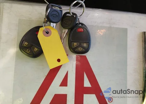 2017 Chevrolet Traverse 1Lt из США, поврежденный, VIN 1GNKRGKD5HJ233439